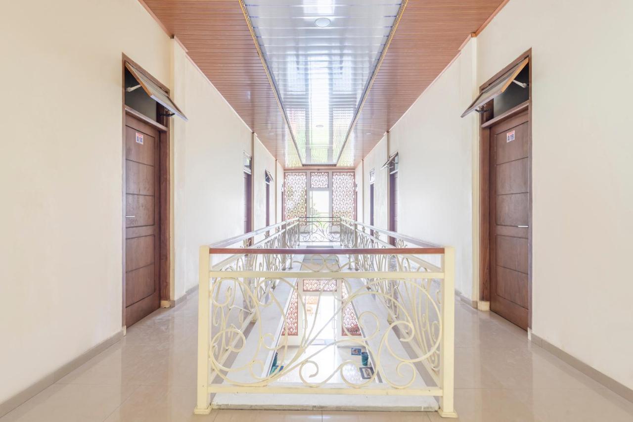 Oyo 3706 Griya Tentrem Syariah Lamongan Esterno foto